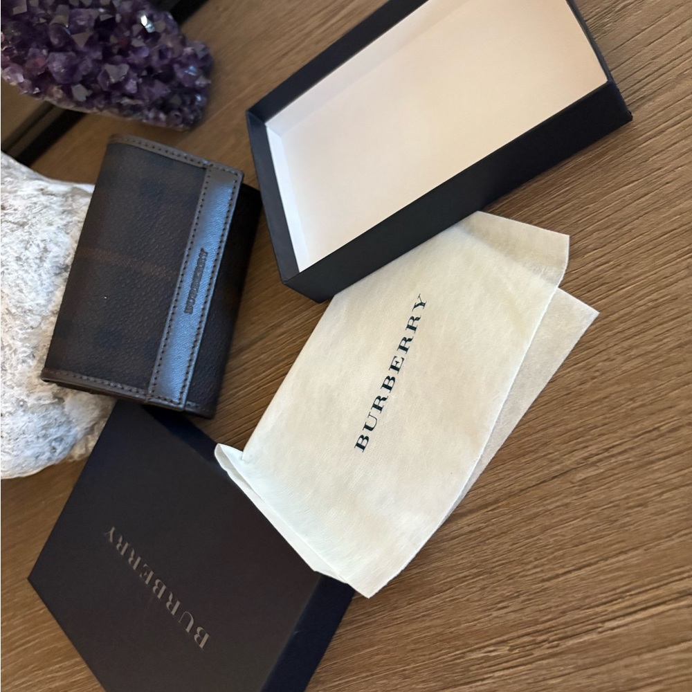 Burberry Compact Wallet - Picture 12 of 13